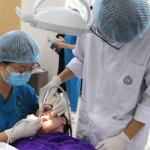phẫu thuật răng hàm