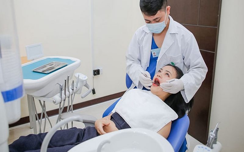 Không gian phòng nha sang trọng, thiết bị hiện đại tại Pháp Việt