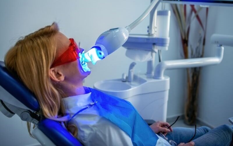 Công nghệ hiện đại được ứng dụng tại nha khoa 2000