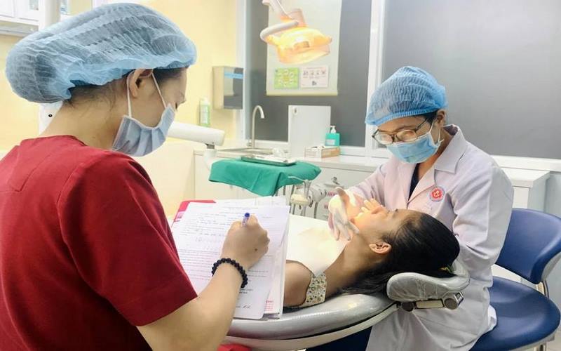 Điều trị nha khoa tại bệnh viện chuyên răng hàm mặt TW