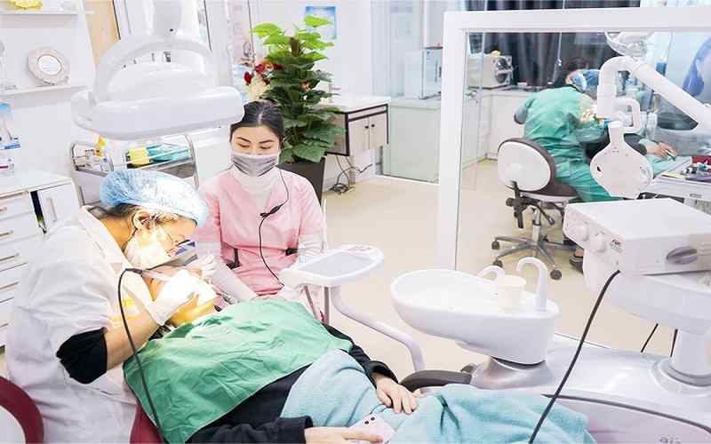 Không gian điều trị nhẹ nhàng, thân thiện khách hàng tại Tấm Dentist 