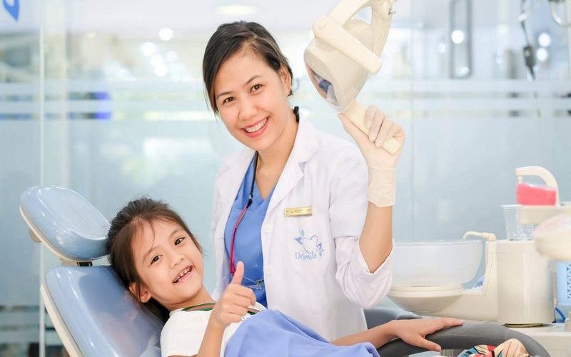 Khám răng tổng quát cho trẻ nhỏ tại nha khoa Đại Dương