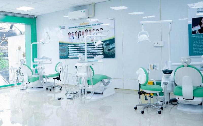 Không gian bên trong bệnh viện Răng Hàm Mặt Sài Gòn – cơ sở Tân Bình