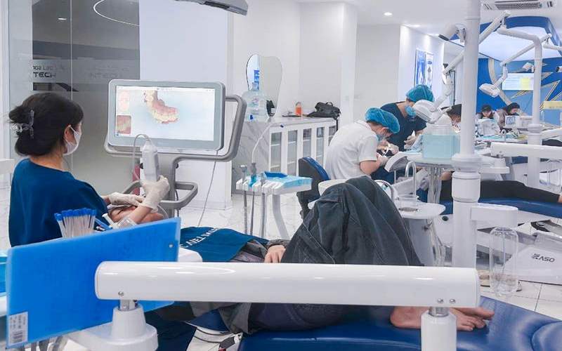 Trang thiết bị tân tiến ứng dụng tại Nha khoa Việt Mỹ